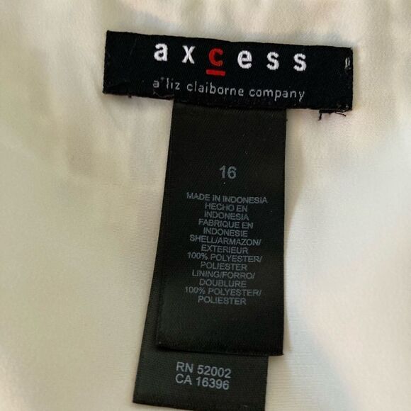 Axcess blouse Size Large - Picture 3 of 5